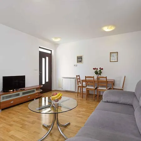 Apartamento In - Istrien 43006 *